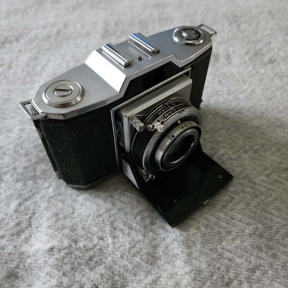 Zeiss Ikon Ikonta 35 522/24 with Xenar 2.8/45mm, Compur-Rapid - Picture 2 of 7